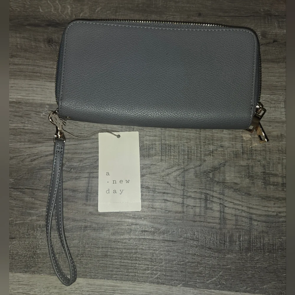 Gray Wrislet Wallet With Strap, 2 Zippered Sections, Card Slots & Coin Storage